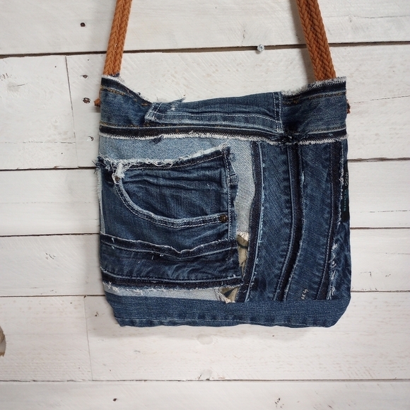 Women's Purse Handbag in Recycled Jeans and Fabric, Inside Lining. - Picture 7 of 9